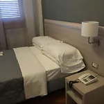 Hotel Twelve