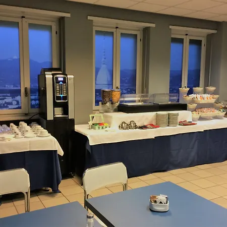 Twelve ホテル モンカリエーリ