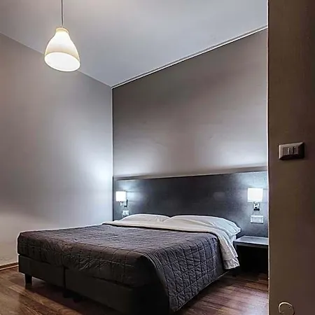 Hotel Twelve 3*