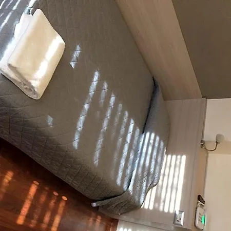 Hotel Twelve