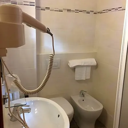 Hotel Twelve Moncalieri