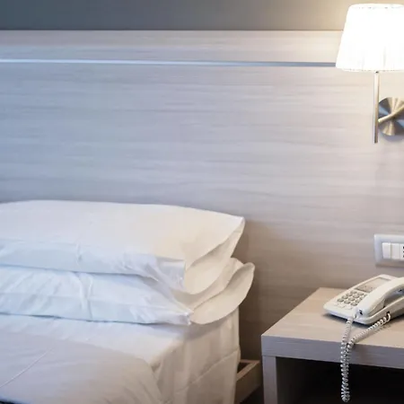 Twelve Hotell