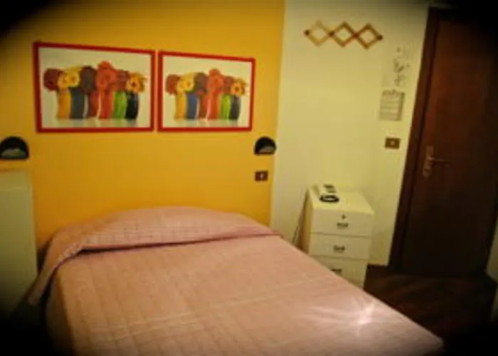 Twelve Hotel