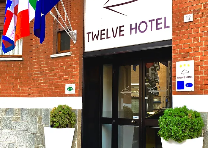 Hotel Twelve